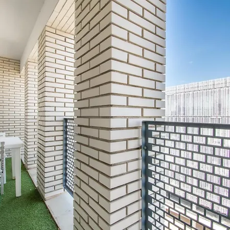 Cosy T2 De 50 M² Centre-Ville Avec Garage & Balcon Nantes Exterior photo